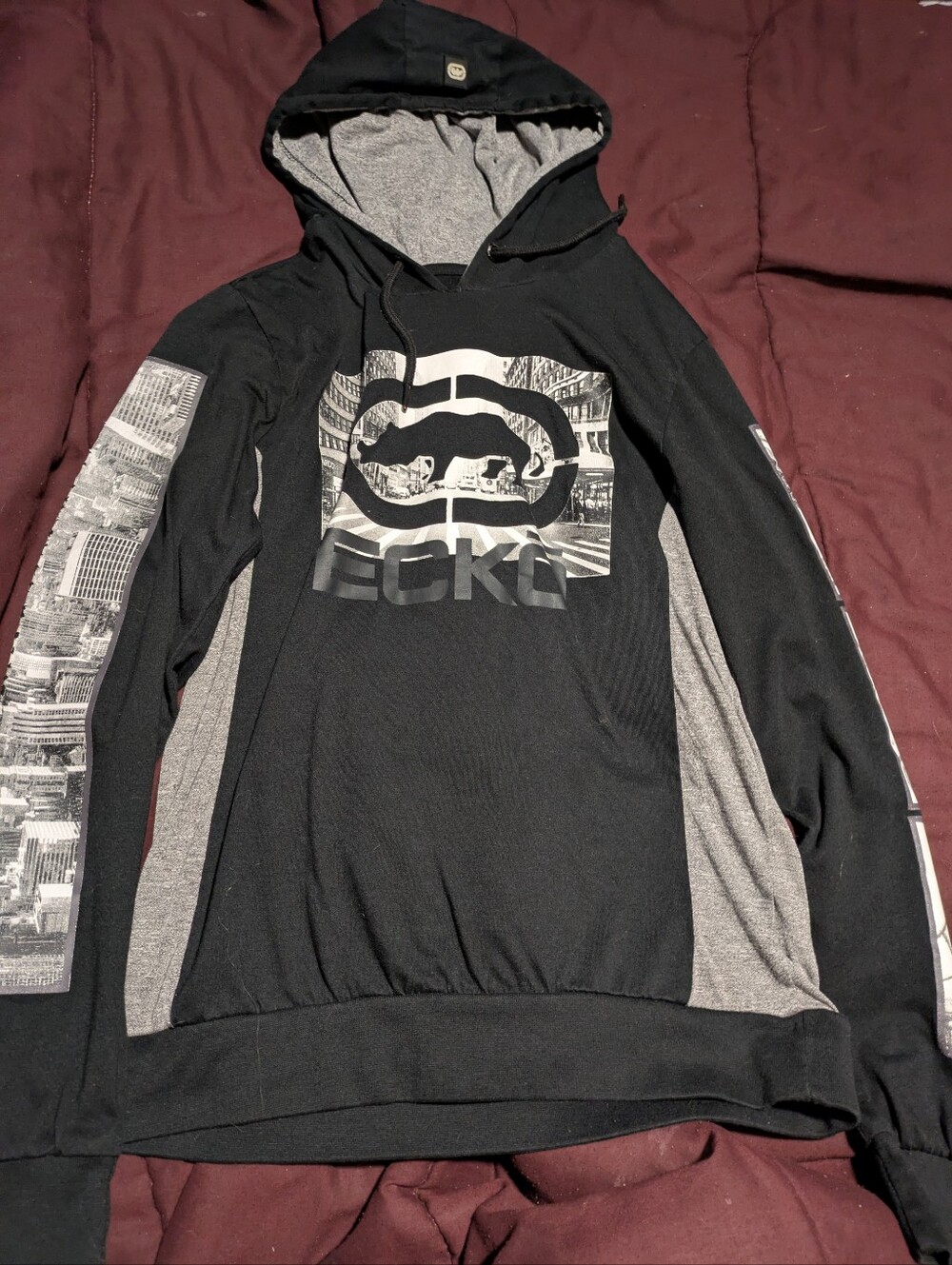 Vintage Ecko Unltd "NYC Urban" Zip Hoodie - Size Small
